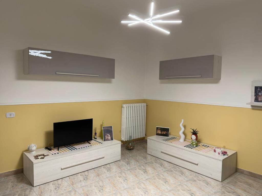 Casa Vacanze Campi Salentina Esterno foto