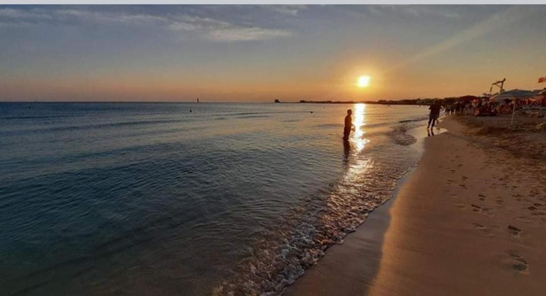 Casa Vacanze Campi Salentina Esterno foto